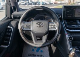 Toyota Land Cruiser VXR-Z DSL AT – MY2022 – White