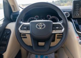 Toyota Land Cruiser GXR PTR AT – MY2023 – Grey