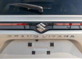 Suzuki Grand Vitara GLX 4WD Hybrid AT – MY2024 – Silver