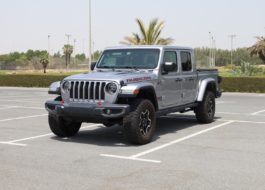 Jeep Gladiator PTR AT – MY2020 – Grey