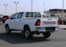 Toyota Hilux Double Cabin PTR MT – MY2023 – White