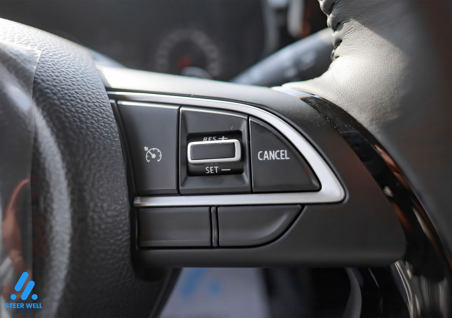 2026 Suzuki Swift GLX  Dual Tone