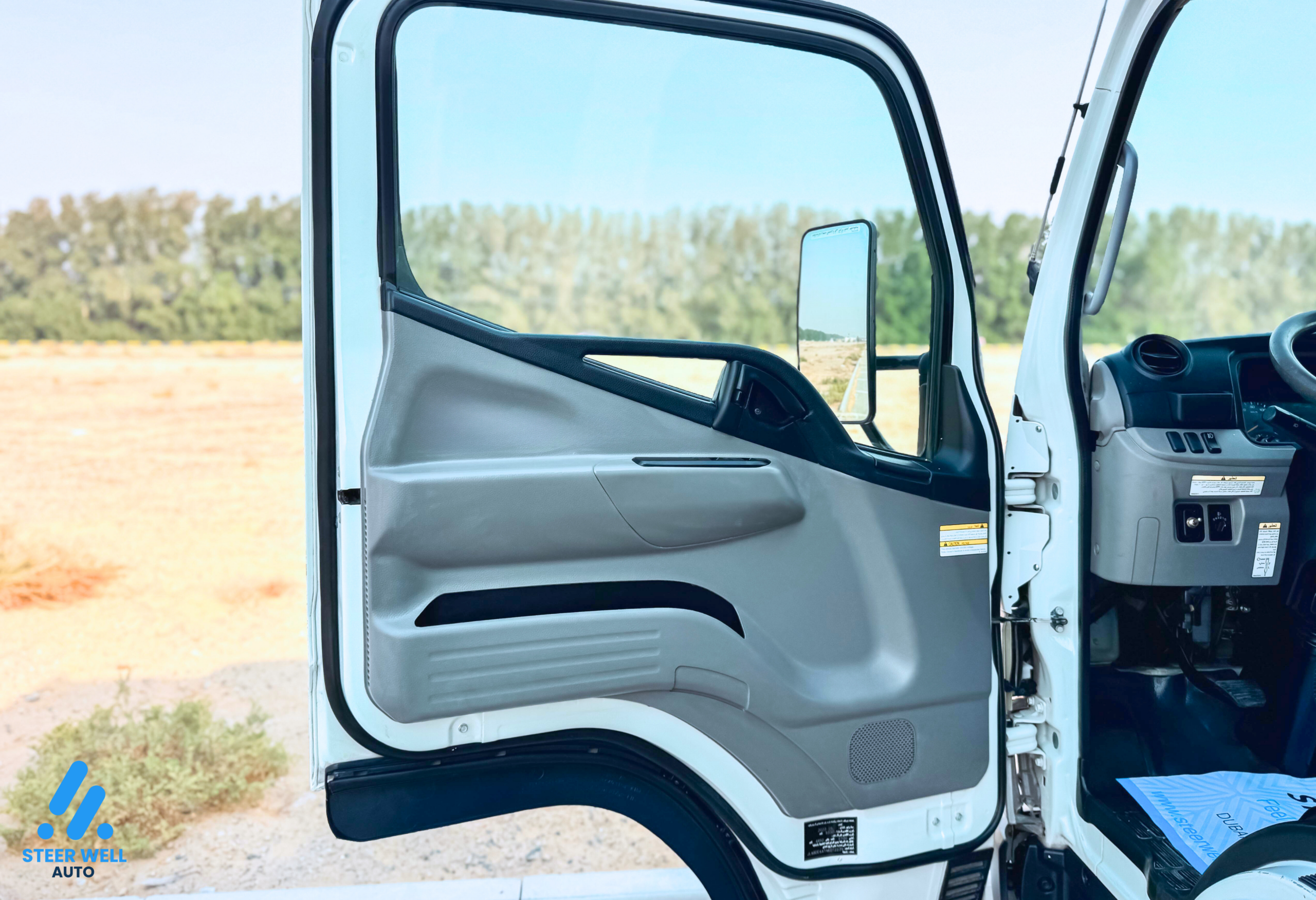 2022 Mitsubishi Canter Chiller Box 3.0L