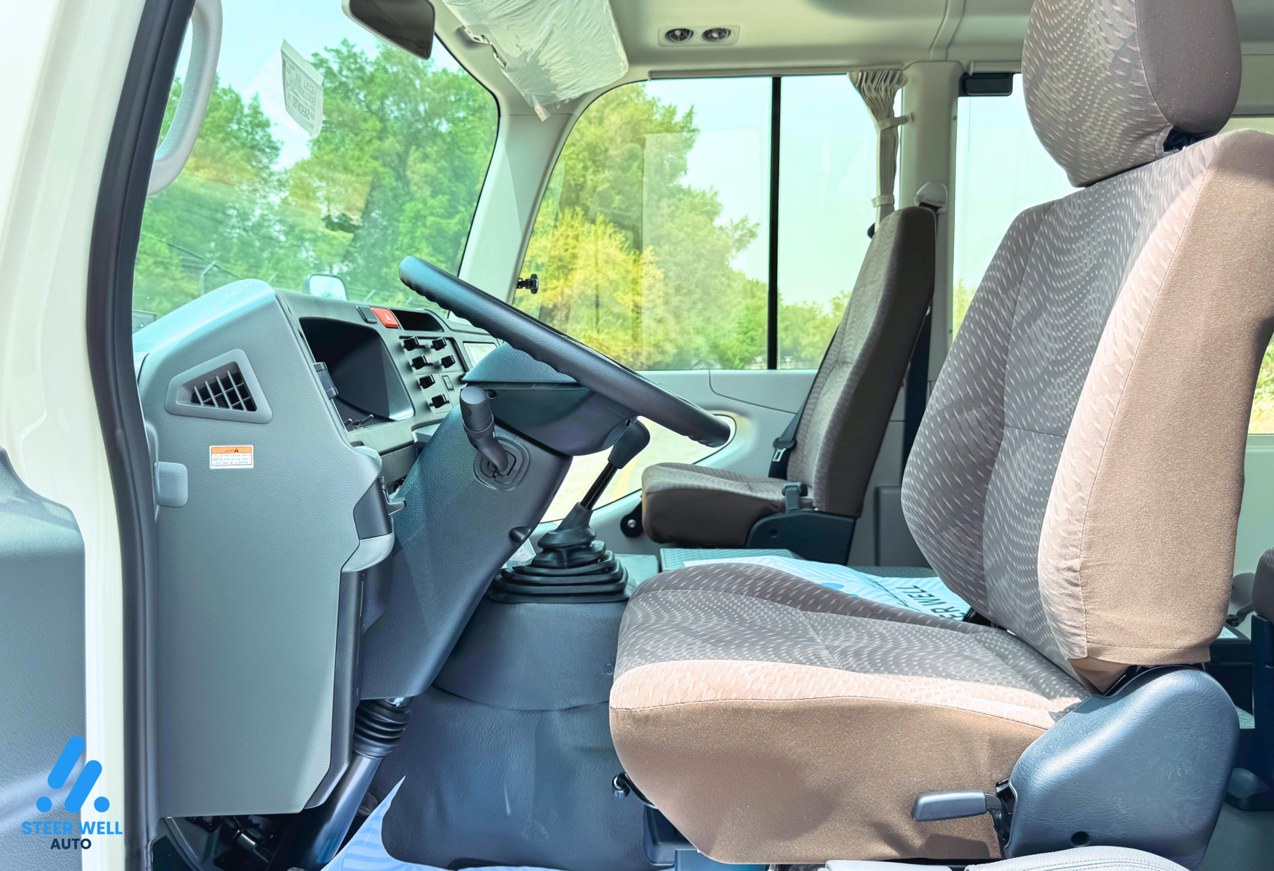 2025 Toyota Coaster Diesel 4L 23 Seater