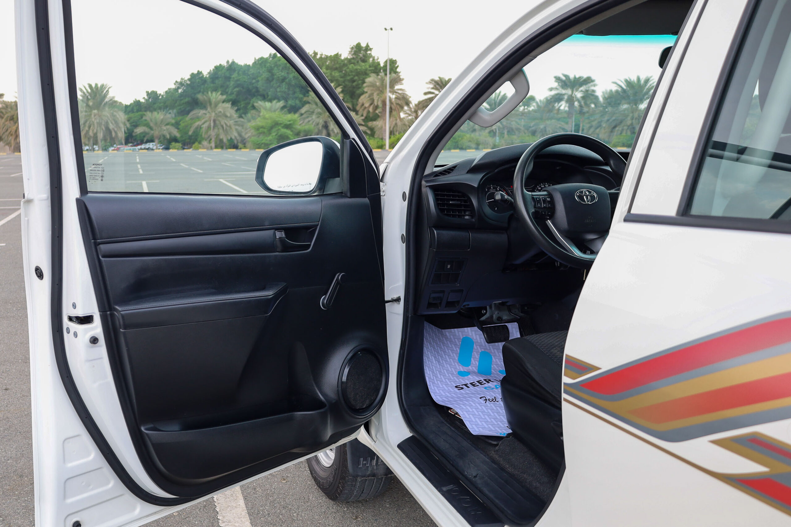 Toyota Hilux 2020  – White