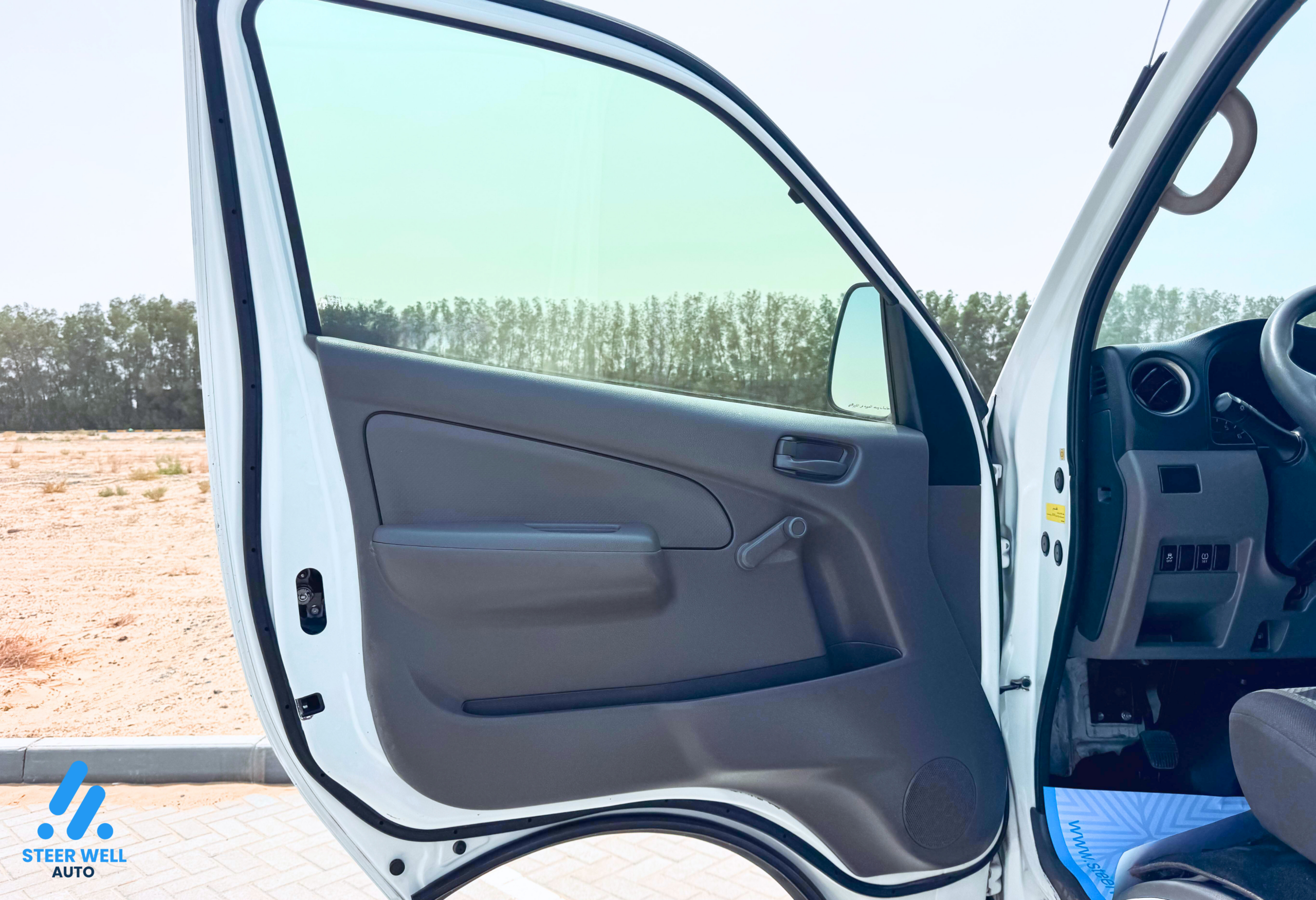 2022 Nissan Urvan Cargo Van | White