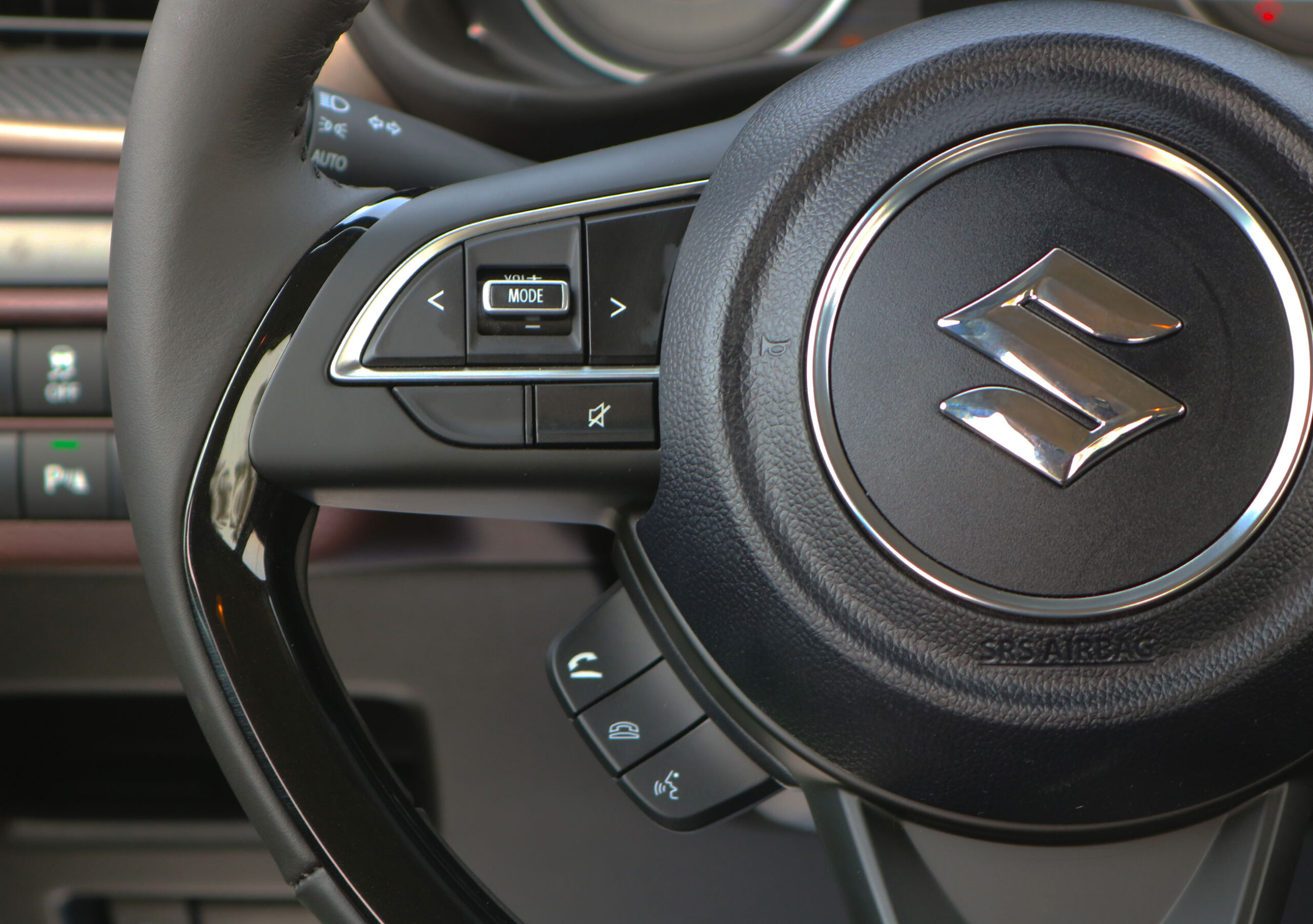 Suzuki Fronx 2024 GL– Black