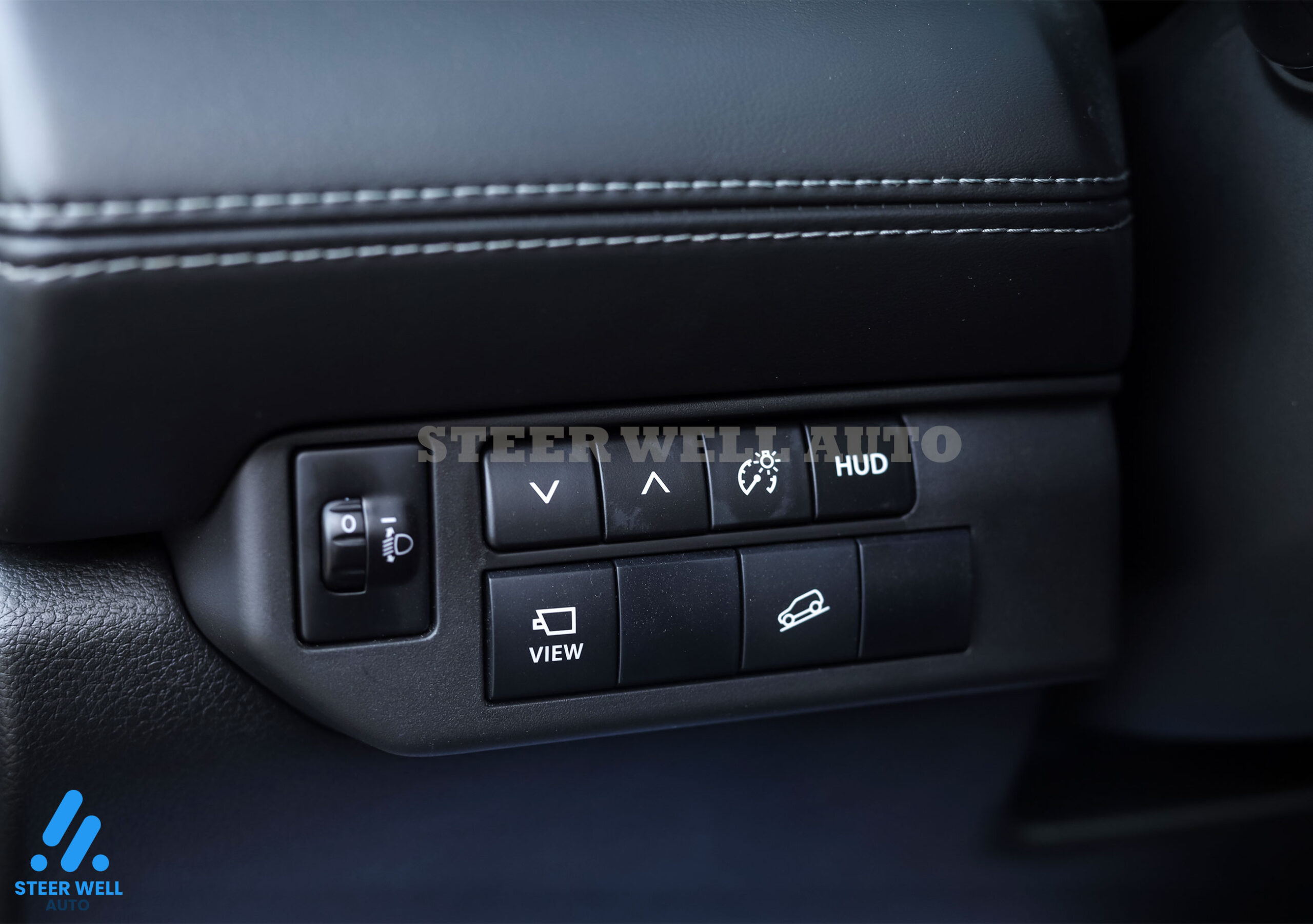 Suzuki Grand Vitara  2024 GLX Hybrid – Grey