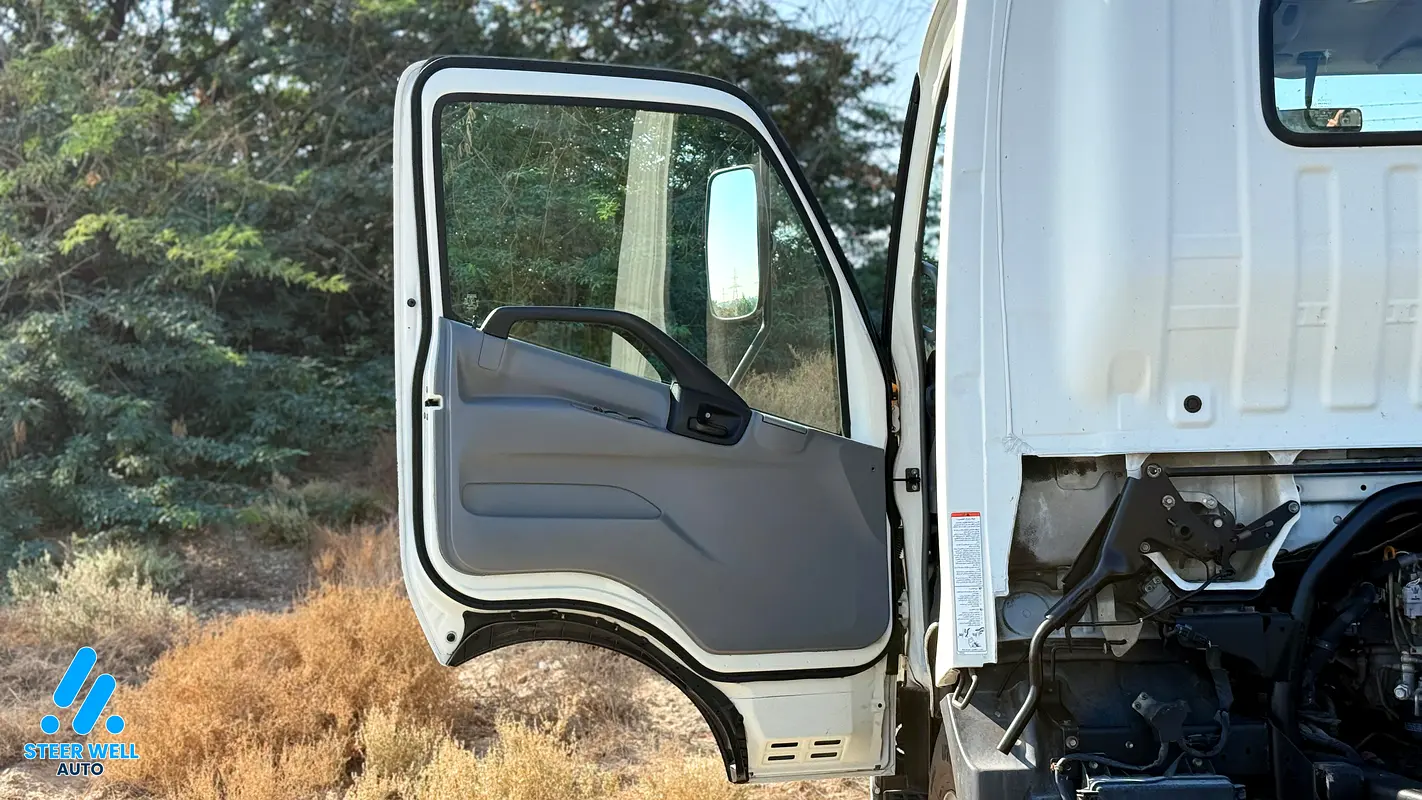 2018 Hino 300 714 GCC Specs
