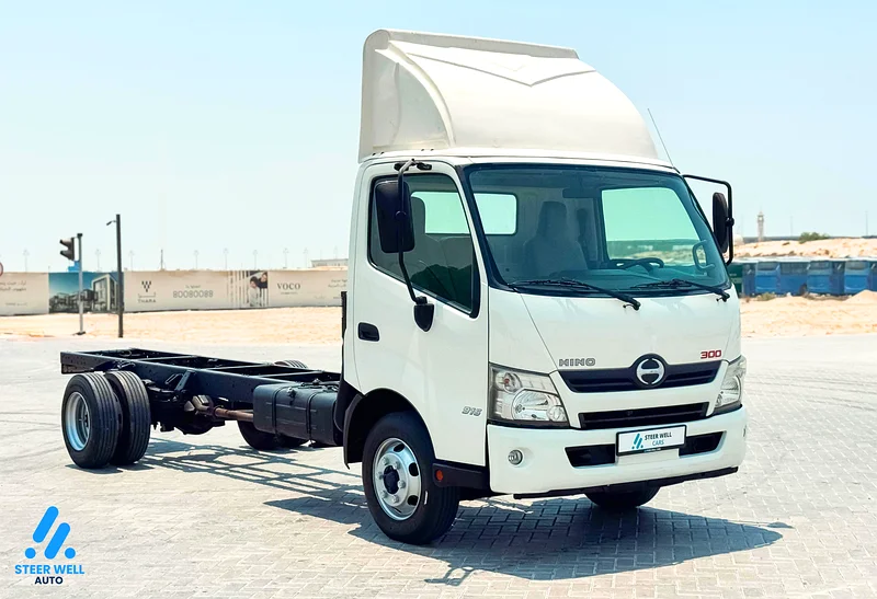 2019 Hino 300 916 Bare Chassis 4L