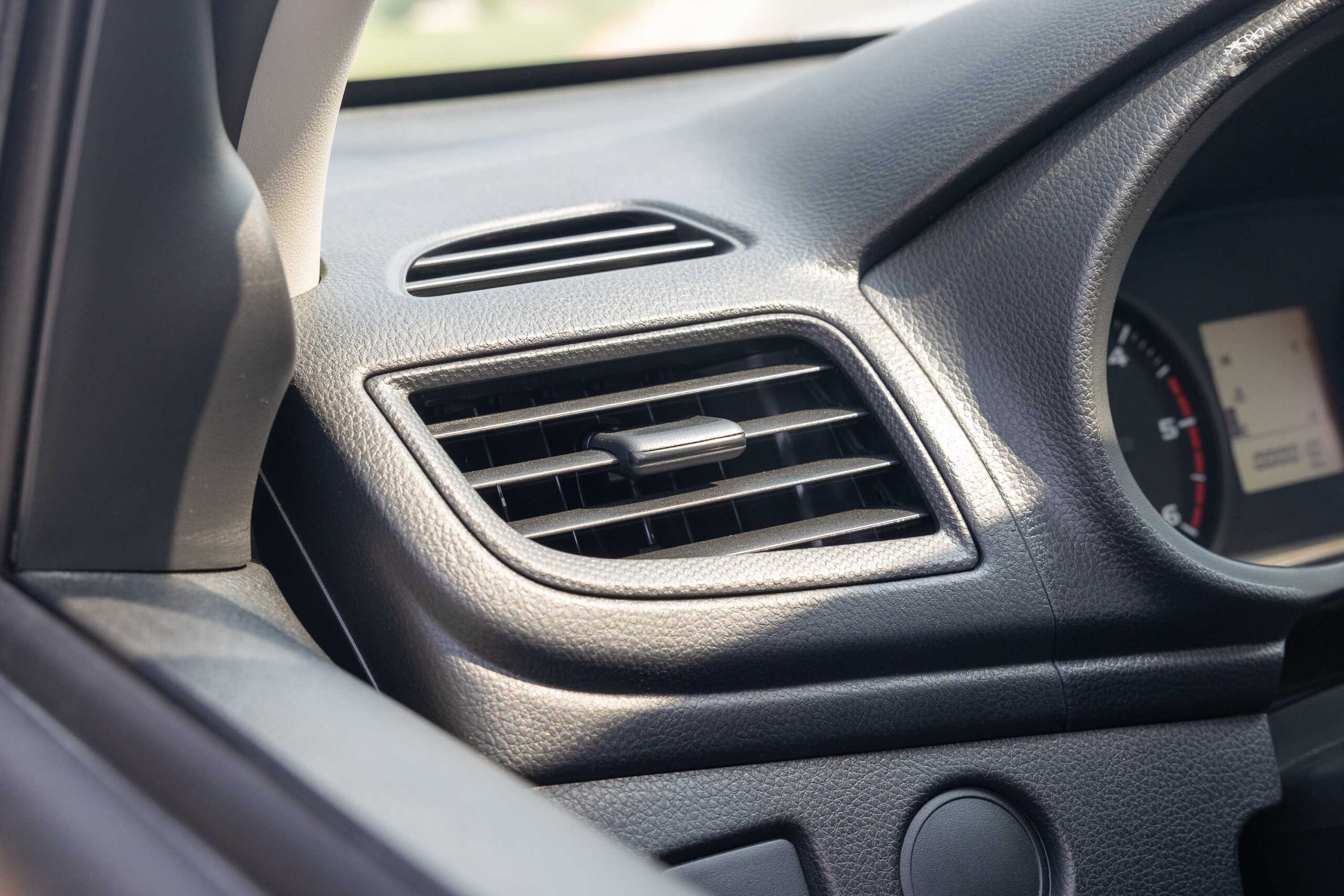 Mitsubishi L200 GL 2023 – Black