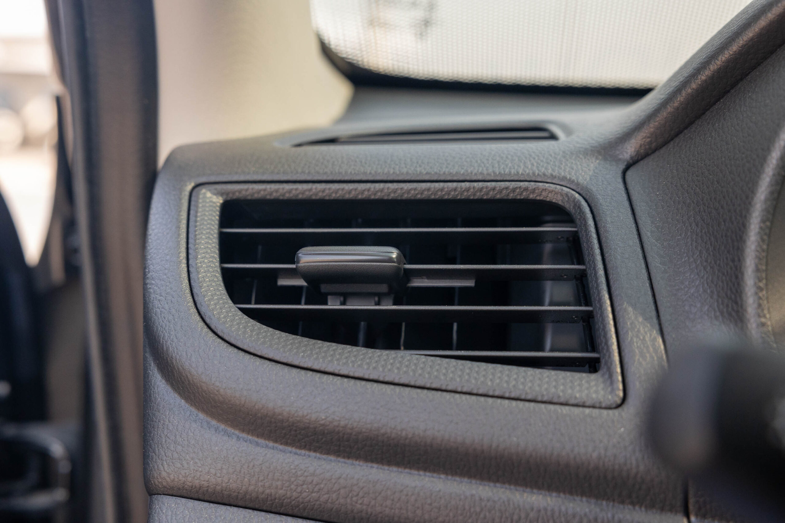 Mitsubishi L200 GLX 2023 – GREY