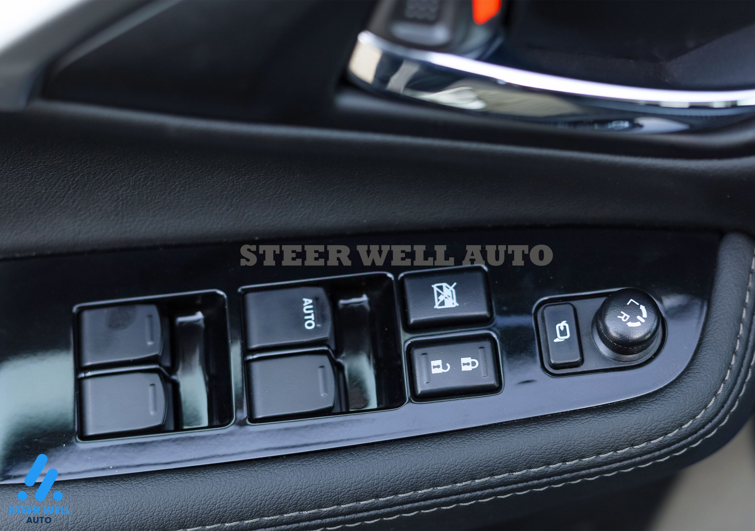 Suzuki Grand Vitara  2024 GLX Hybrid – Grey