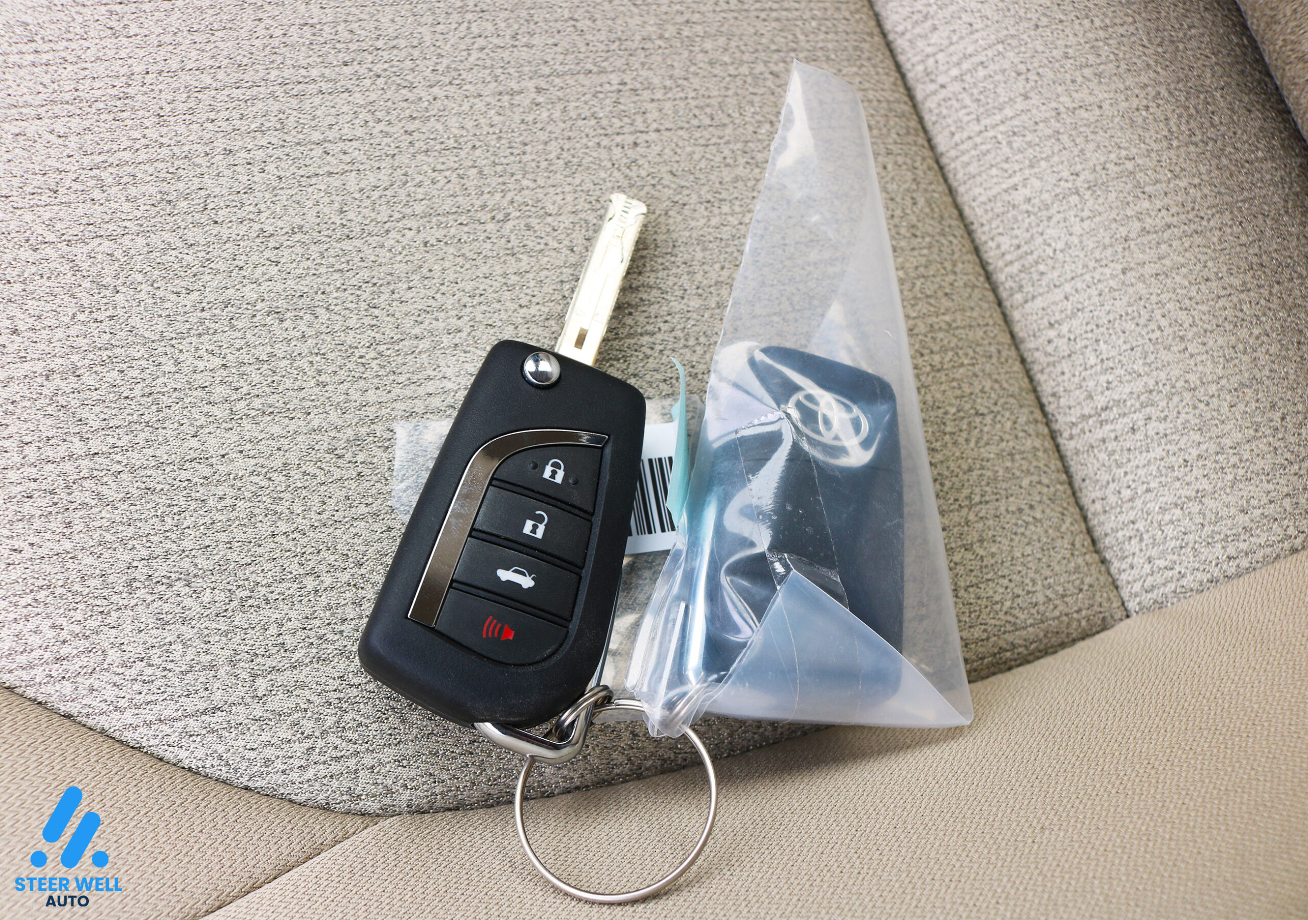 Toyota Camry 2024 LE – White