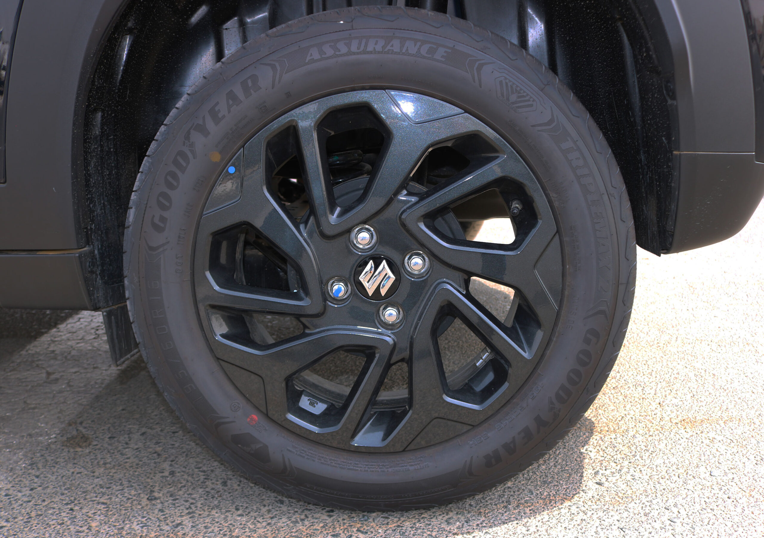 Suzuki Fronx 2024 GL– Black