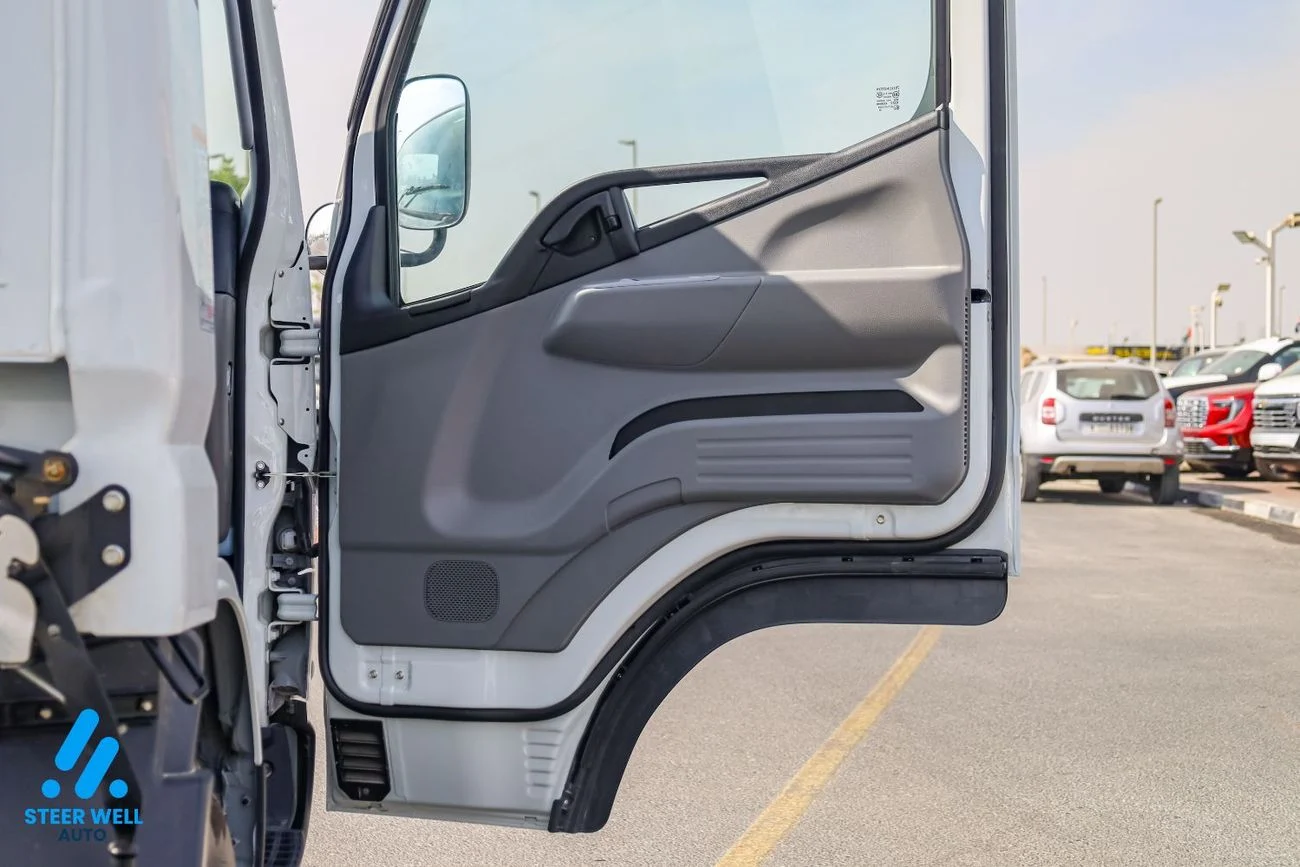 2025 Mitsubishi Canter 4.2L