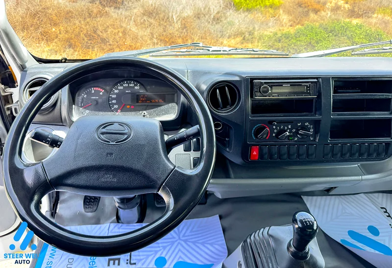 2019 Hino 300 916 Truck, 4.0L RWD Shutter Box