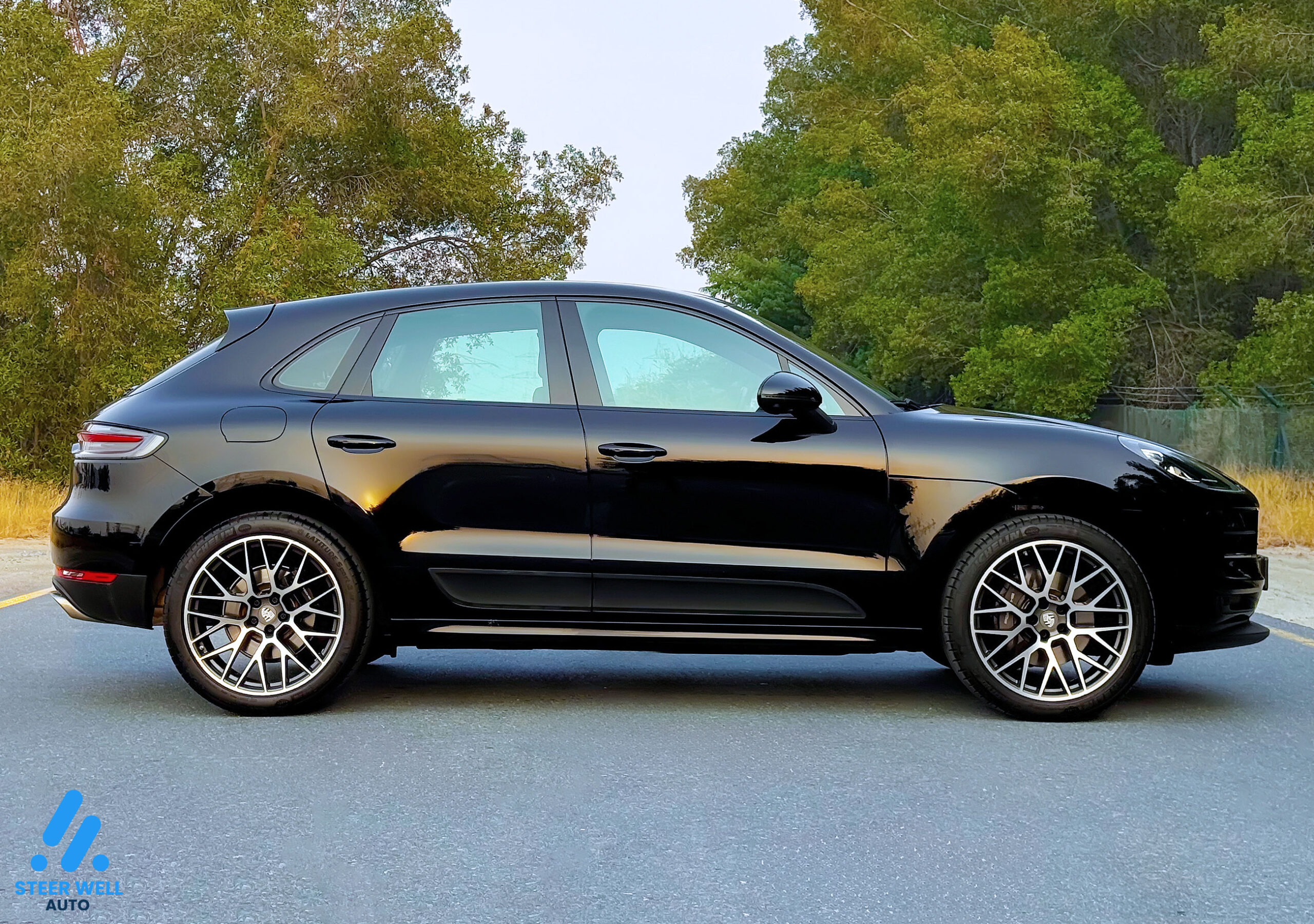 2019 Porsche Macan – Black