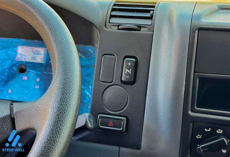 2022 Fuso F1 4D37 8 Ton truck with Crane – DSL 3.9L RWD