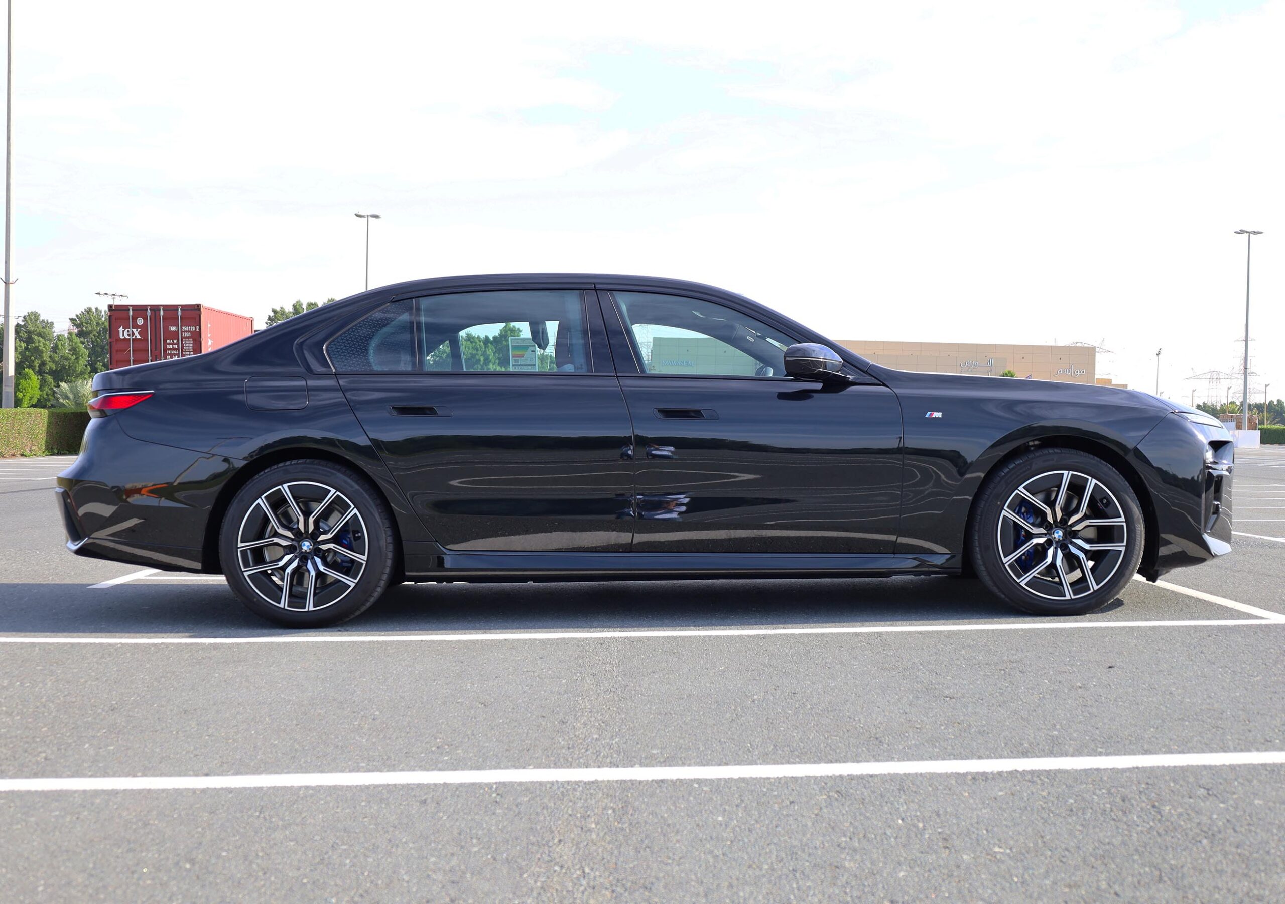 2023-ös BMW 7-es 735i