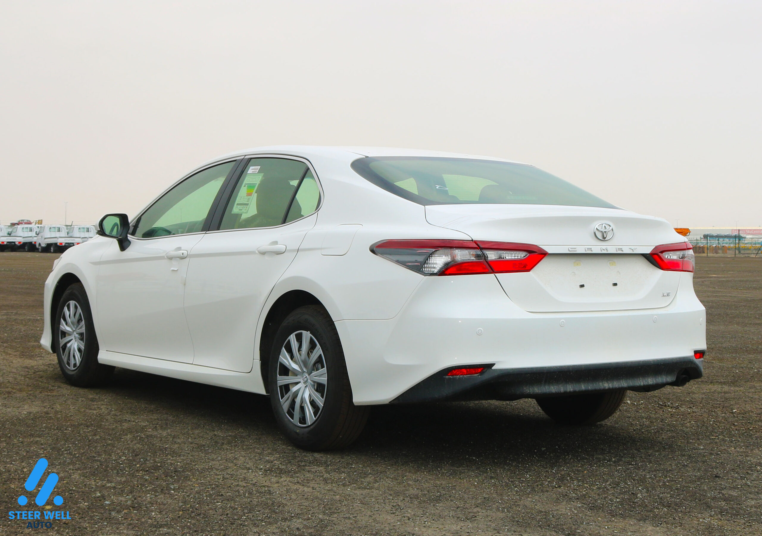 Toyota Camry 2024 LE – White