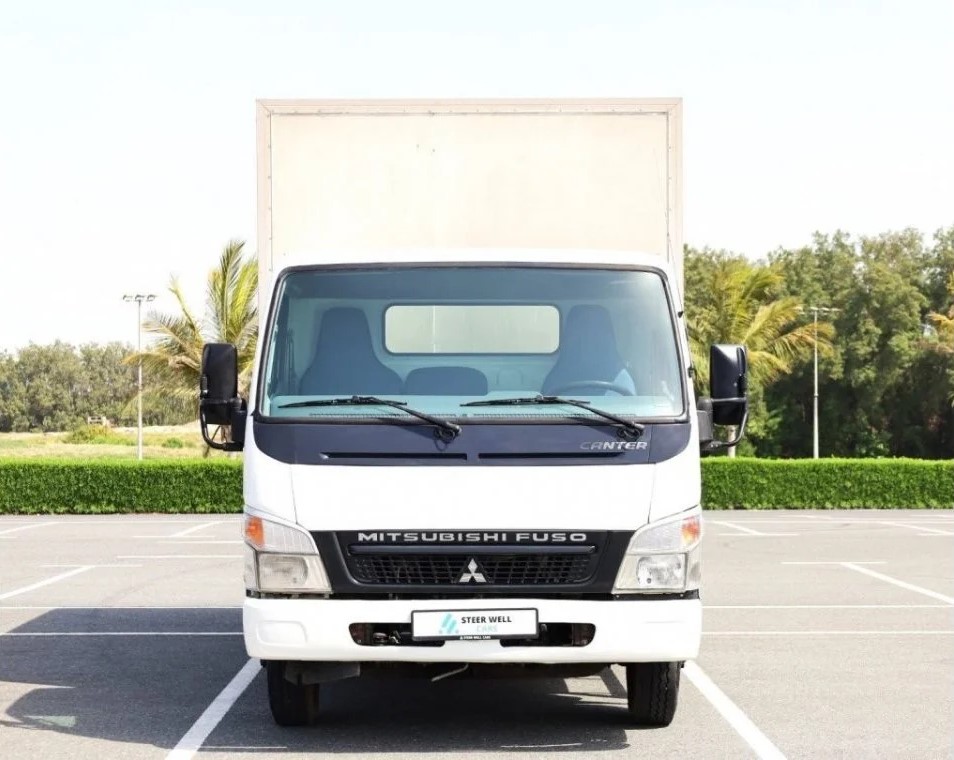 2016 Mitsubishi Canter – White