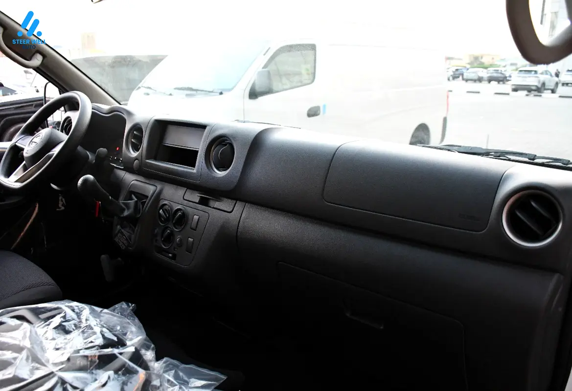 2025 Nissan Urvan NV350 Highroof Delivery Van GCC Manual