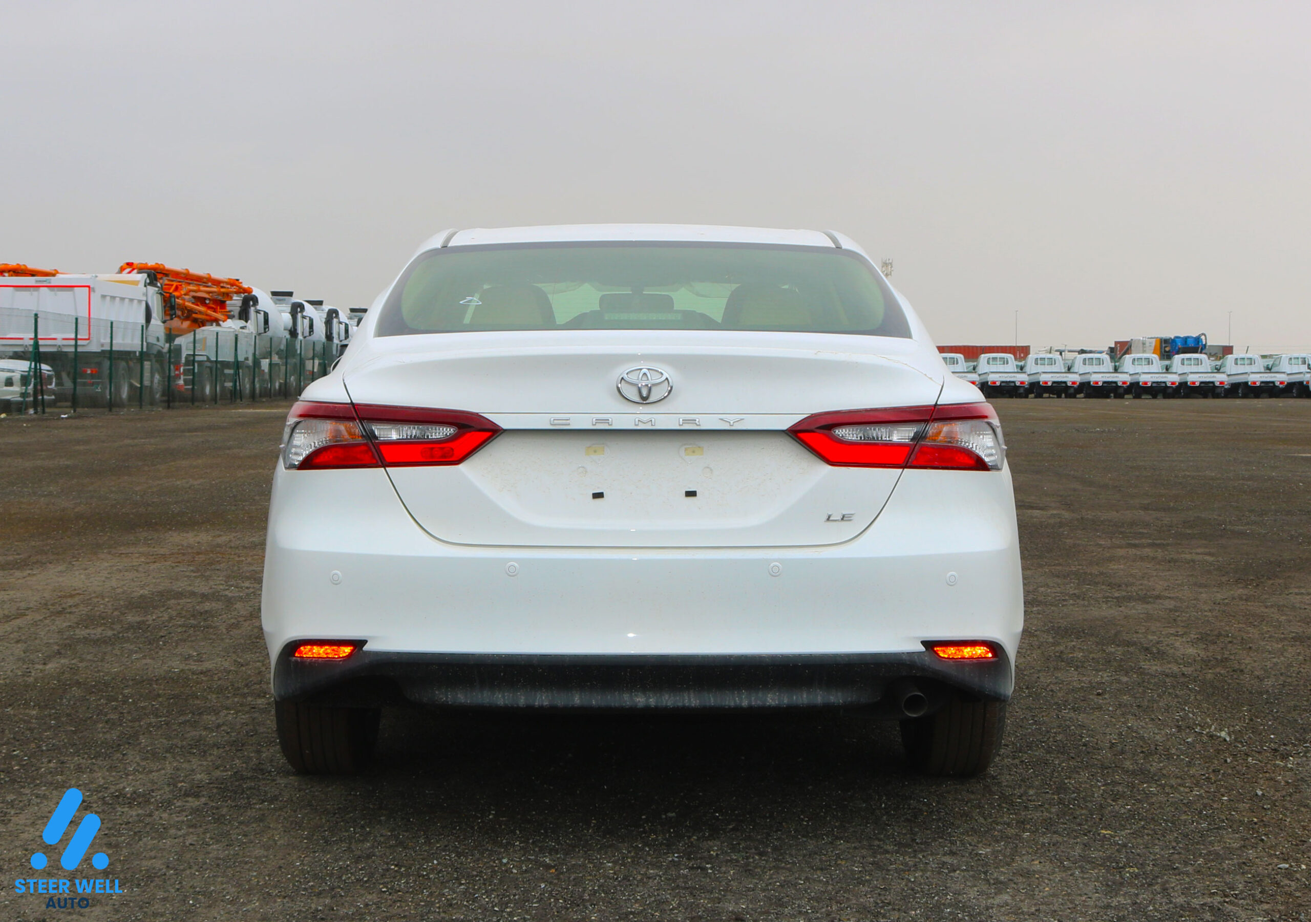 Toyota Camry 2024 LE – White