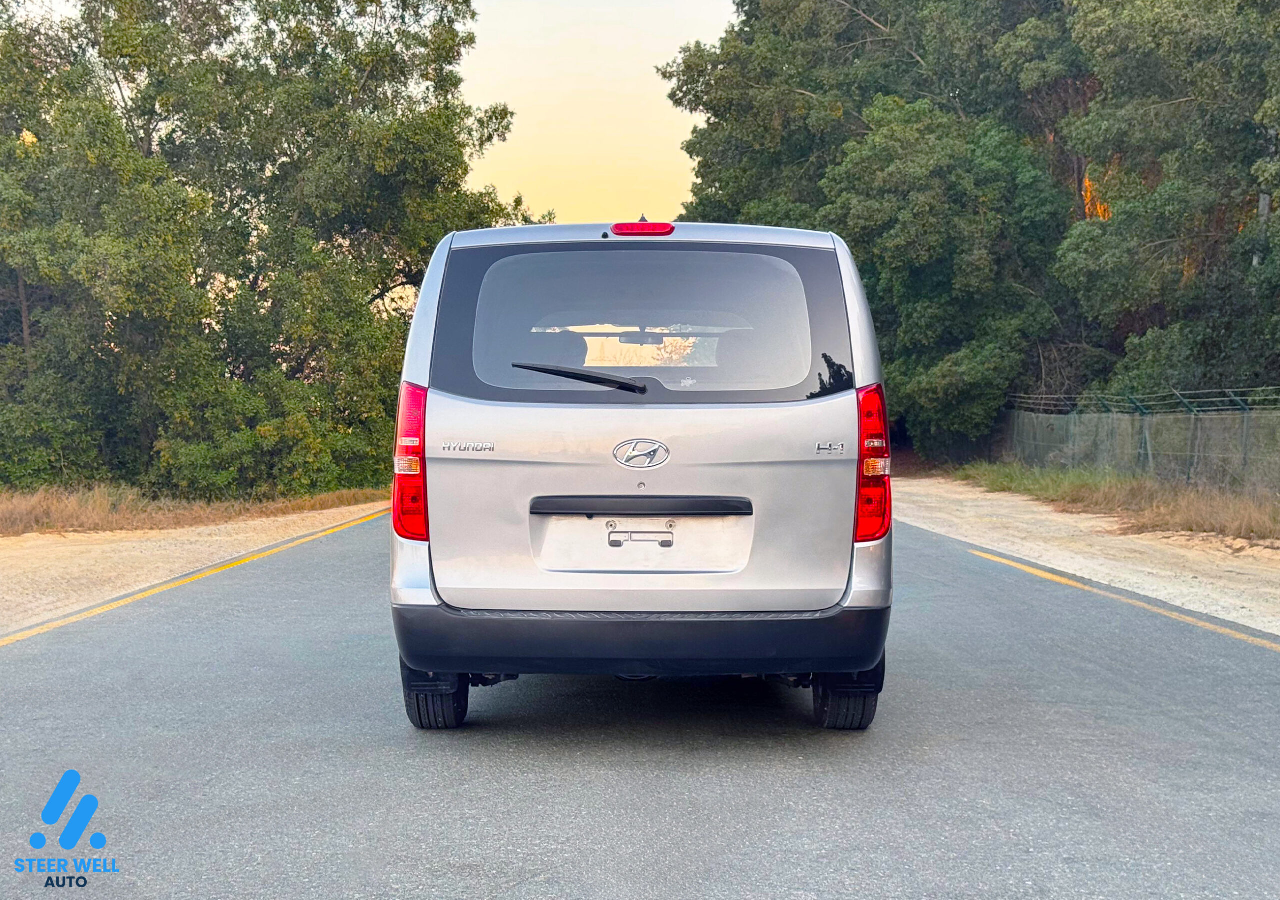 Hyundai H1 Cargo Van 2019- Lacag