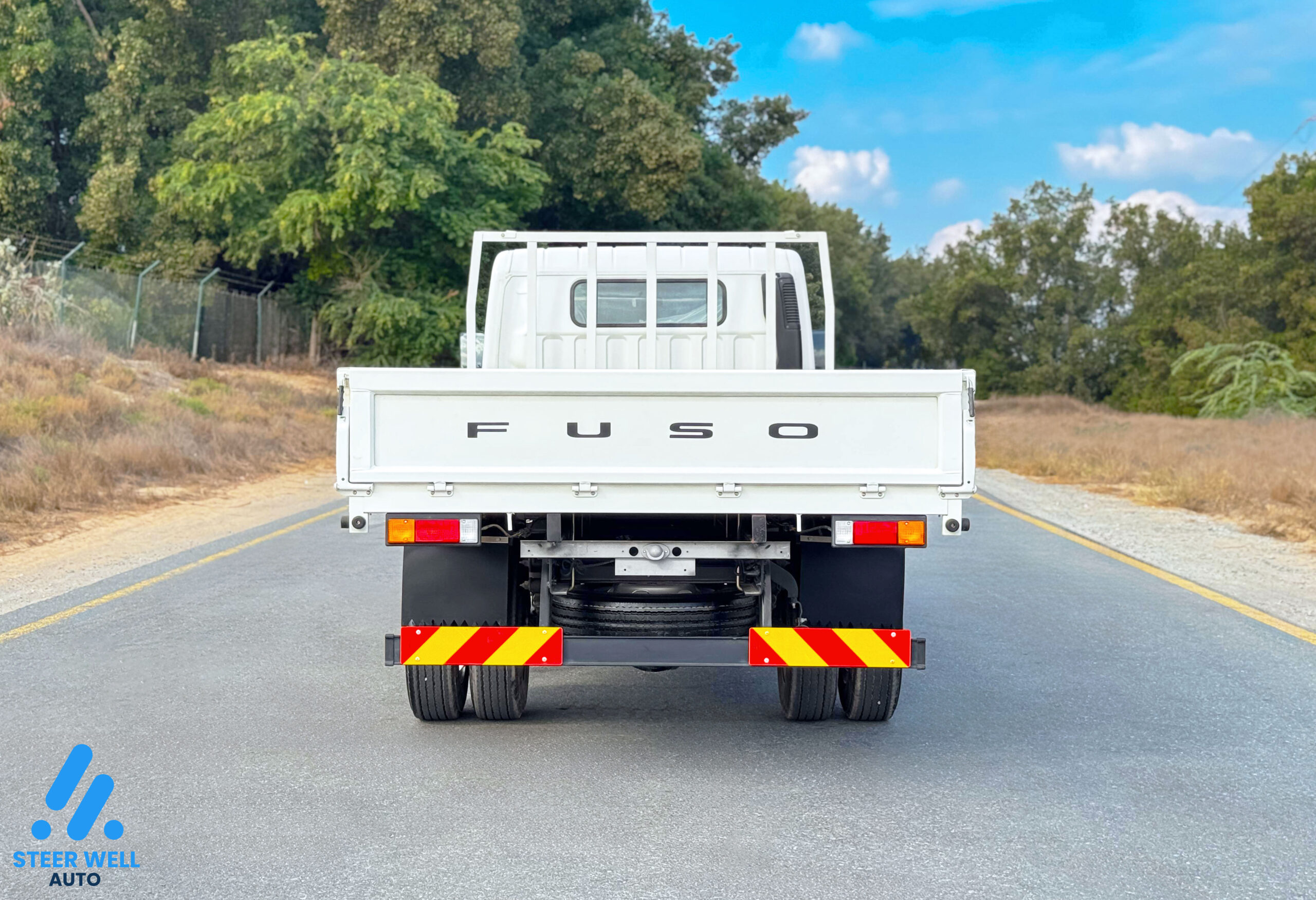 2024 Mitsubishi Canter Euro 5 Short Cargo