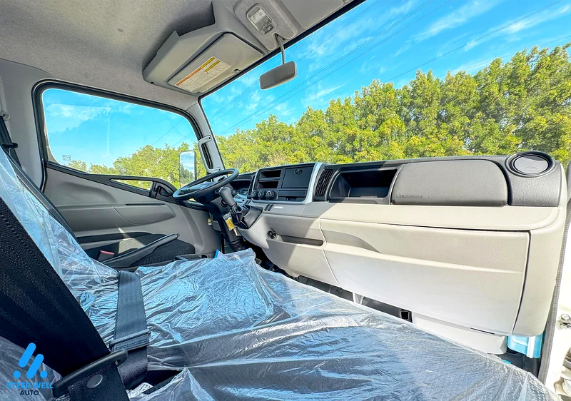 2023 Mitsubishi Fuso Canter 3.0L Short Chassis (3 Ton)