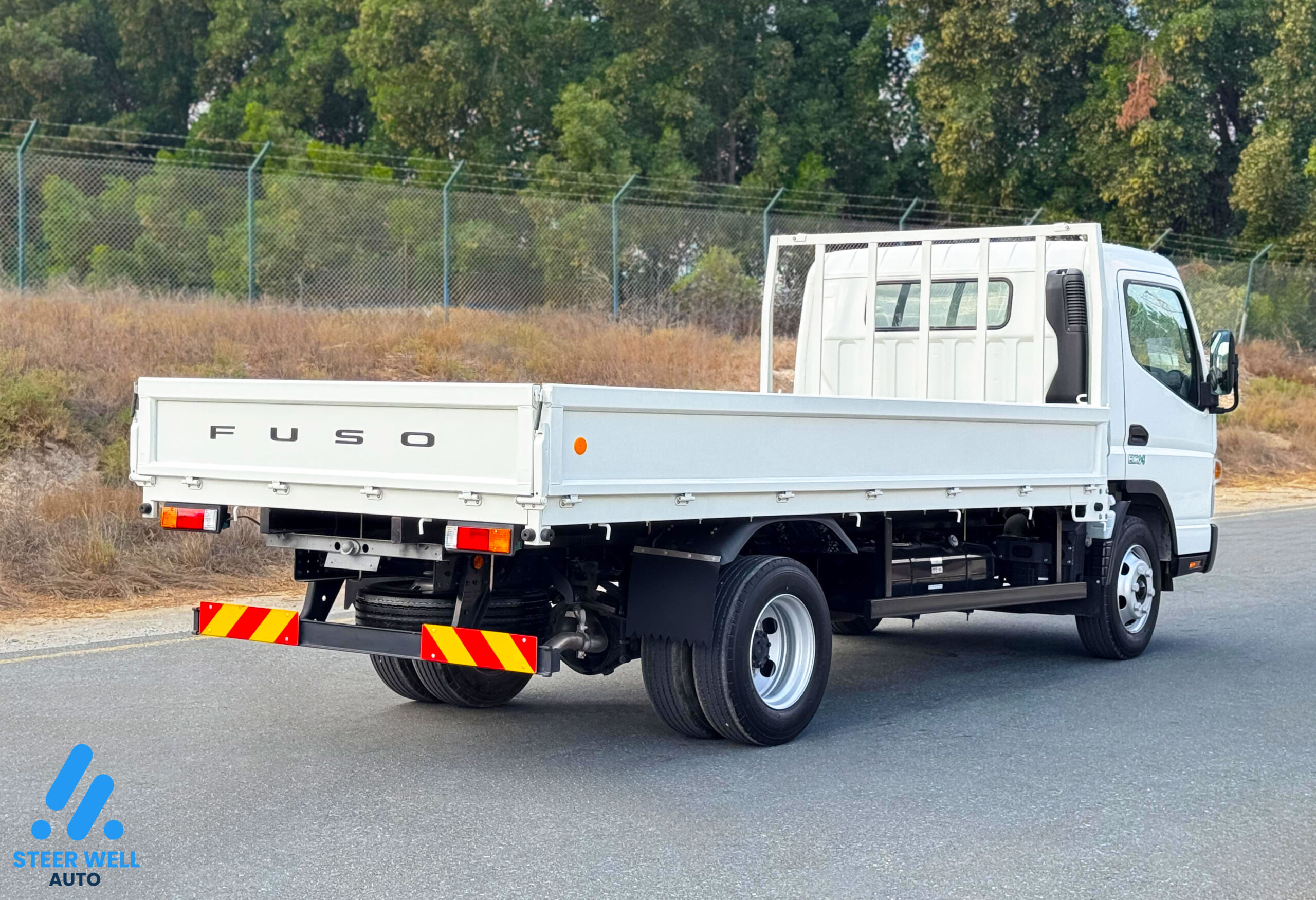 2024 Mitsubishi Canter Euro 5 Short Cargo