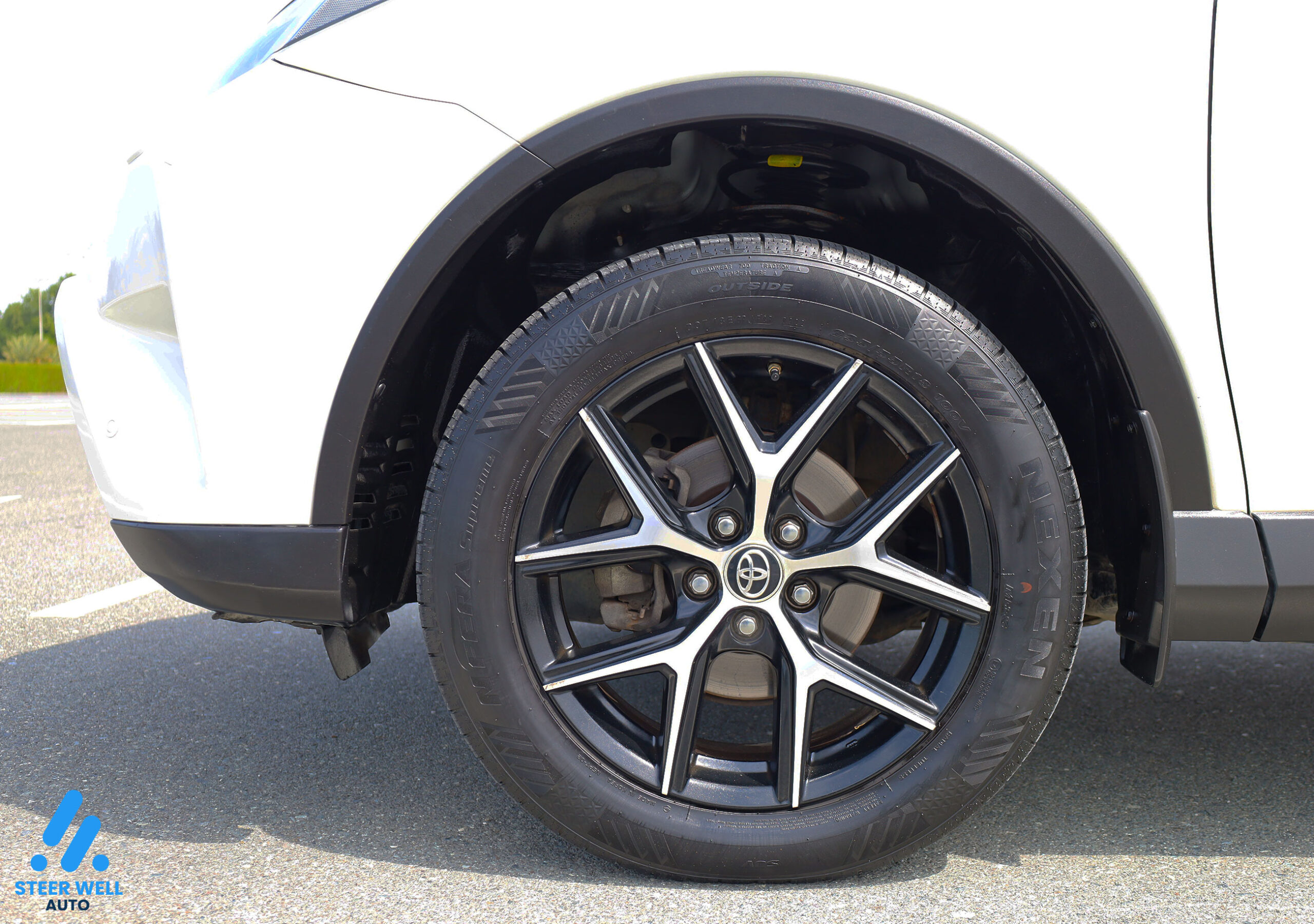 2018 Toyota RAV 4  VXR – White