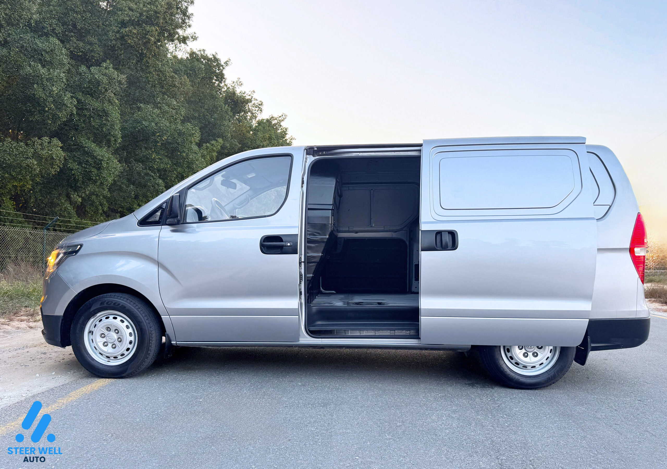 Hyundai H1 Cargo Van 2019- Lacag