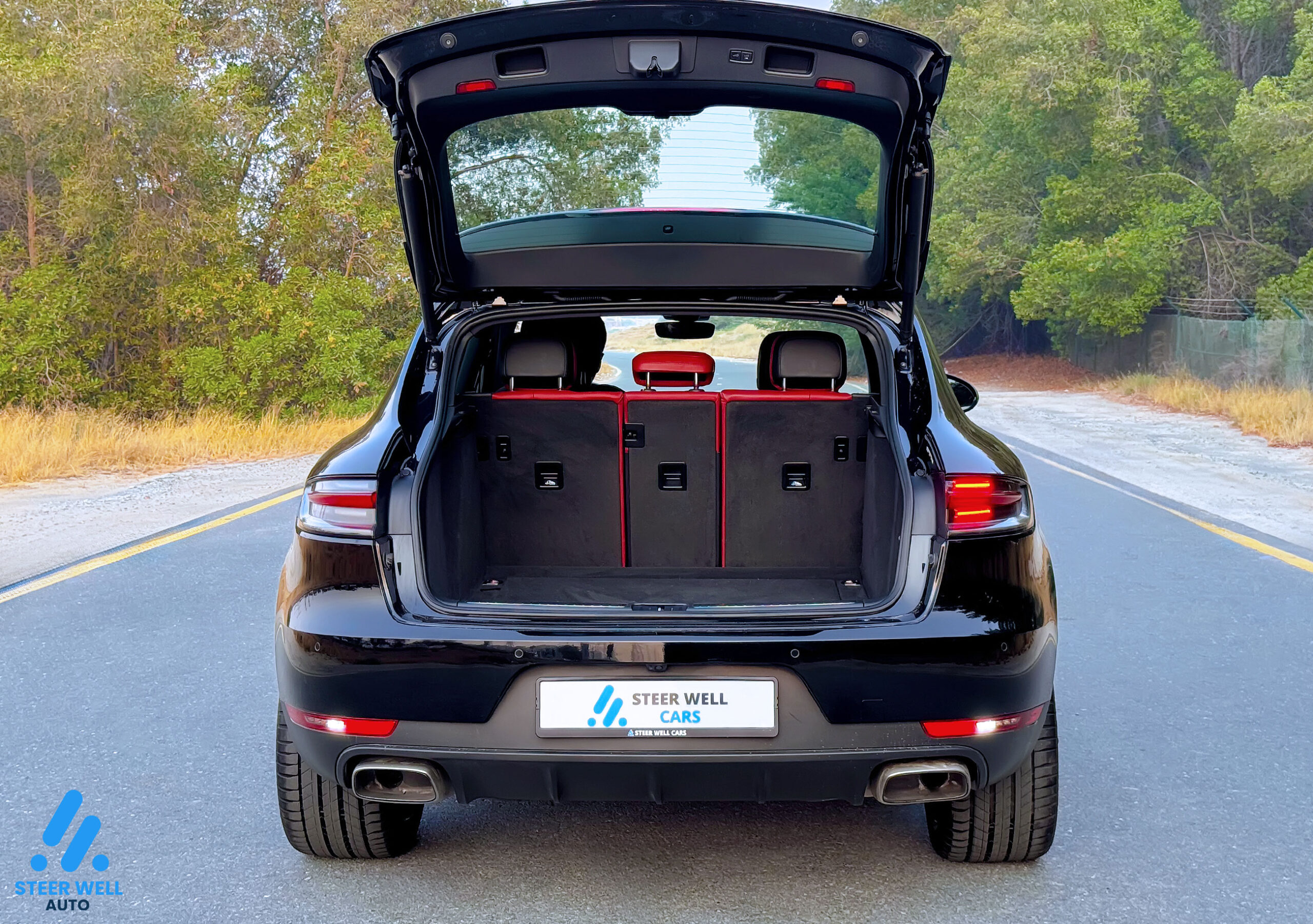 2019 Porsche Macan – Black