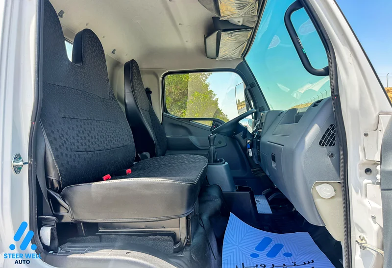 2022 Fuso F1 4D37 8 Ton truck with Crane – DSL 3.9L RWD