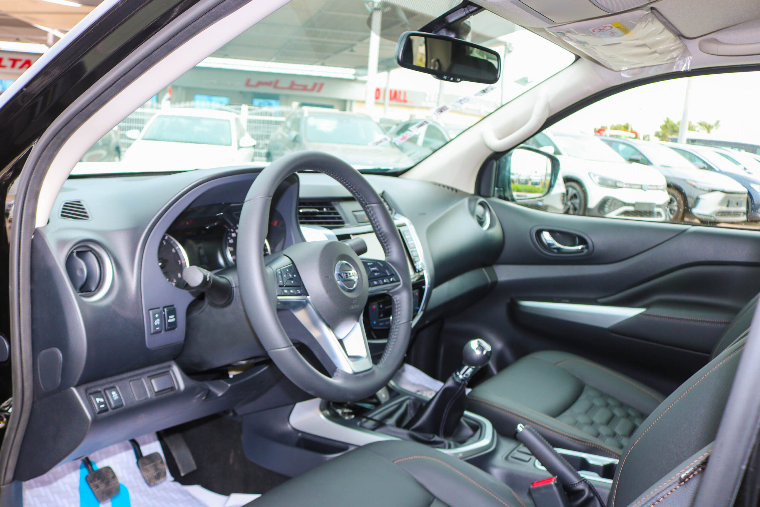 Nissan Navara LE 2023- Black