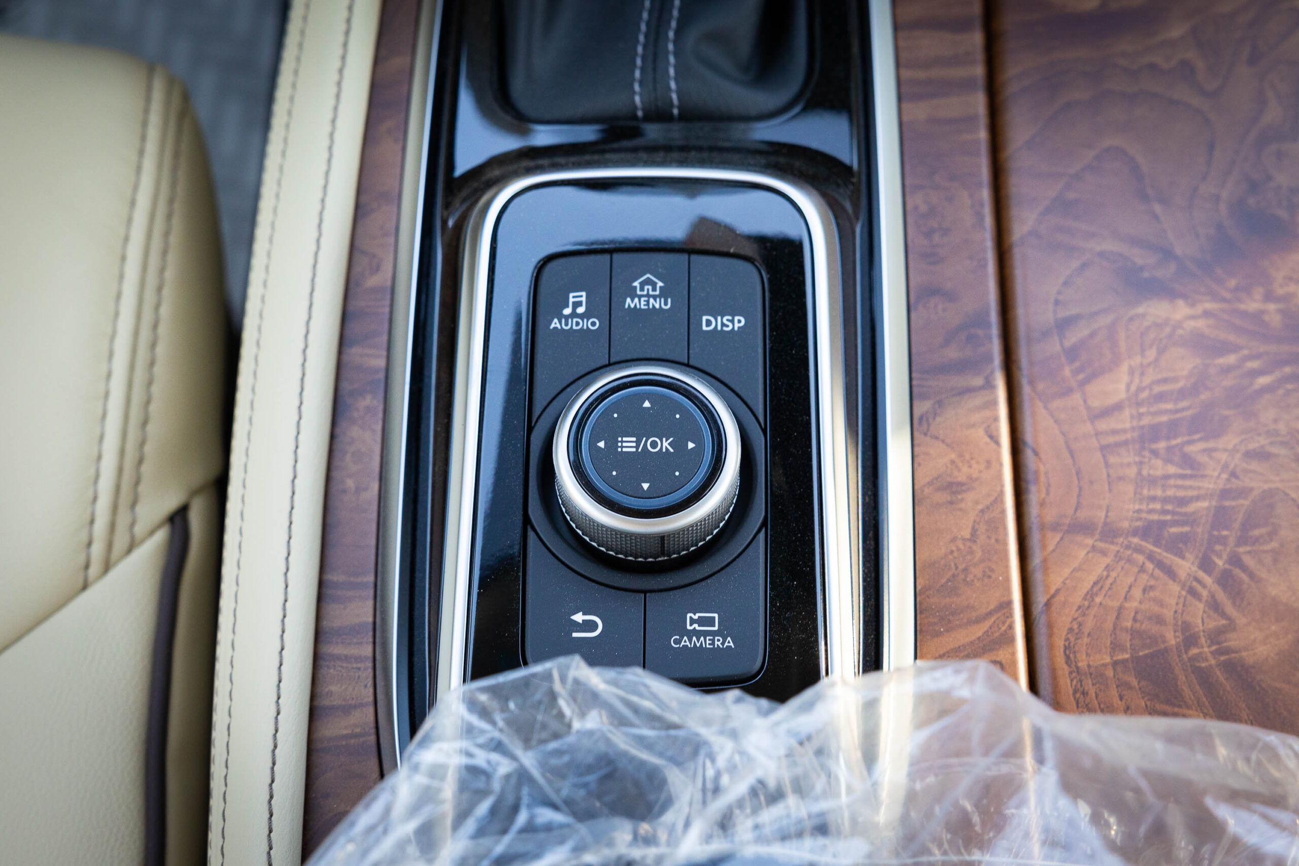 2024 Nissan Patrol – Grey