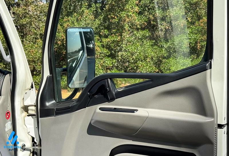 2024 Mitsubishi Fuso Canter  3.0L Diesel