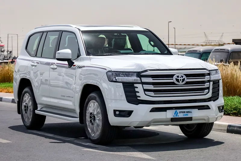 2025 Toyota Land Cruiser GXR