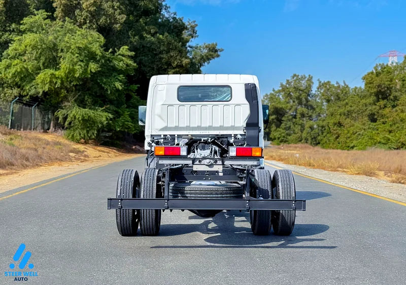 2023 Mitsubishi Fuso Canter 3.0L Short Chassis (3 Ton)