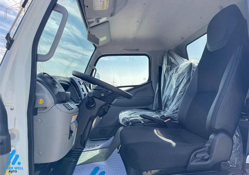 2023 Mitsubishi Fuso Canter 3.0L Short Chassis (3 Ton)