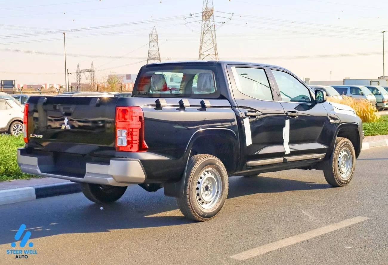 Mitsubishi L200 2.4L GL D.Cabin 2026 – Xăng, Màu đen