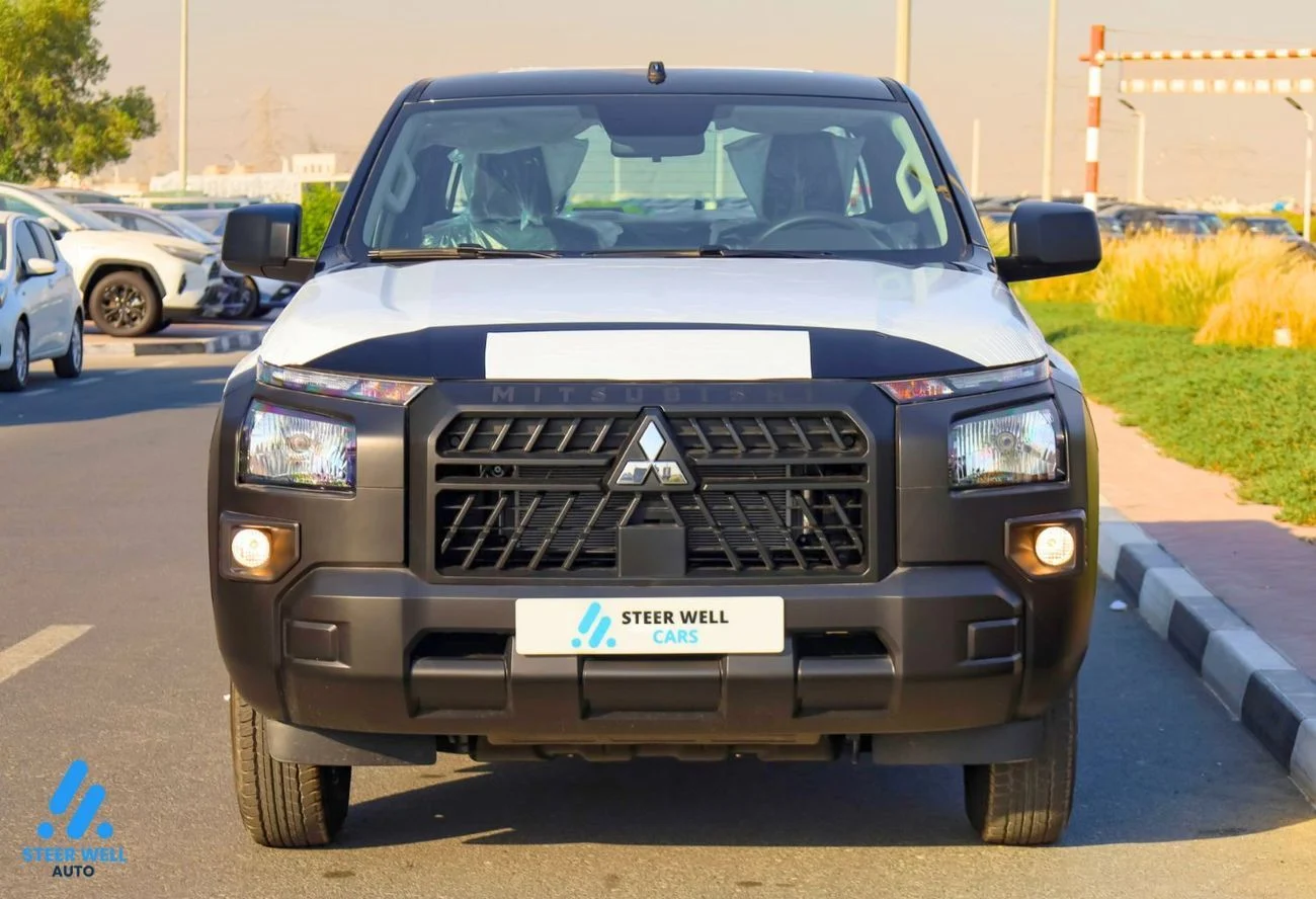 Mitsubishi L200 2.4L GL D.Cabin 2026 – Xăng, Màu đen