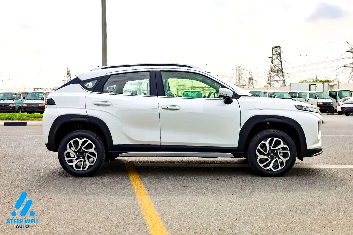 2026 Suzuki Fronx ixracı Dubaydan, BƏƏ1.5 GLX