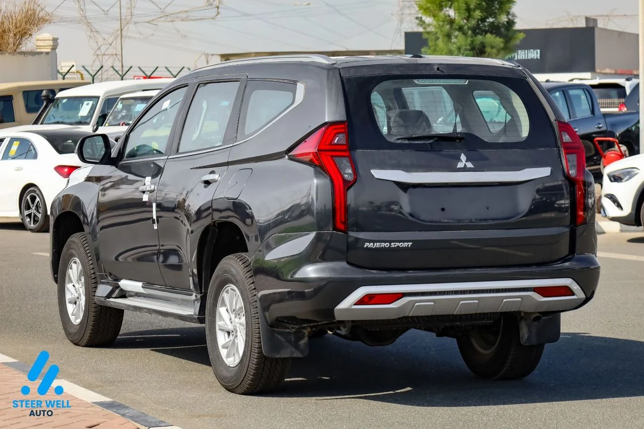 2023 Mitsubishi Pajero Sport GLX szürke