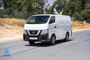 Mobil Van Kargo Dijual di Dubai