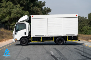 Truk Pengiriman Air Dijual di Dubai