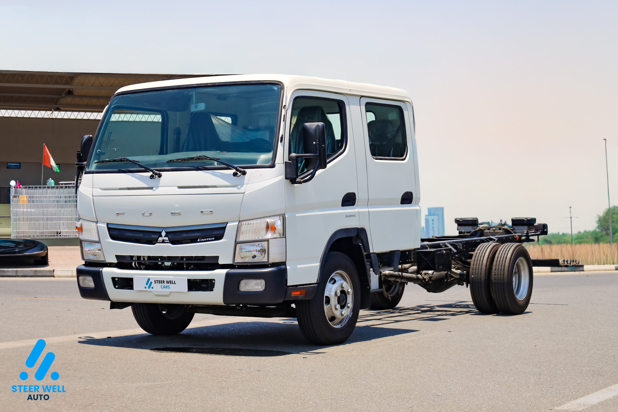 2026 Mitsubishi Fuso Canter Double Cab 4×2 GCC  Euro 5