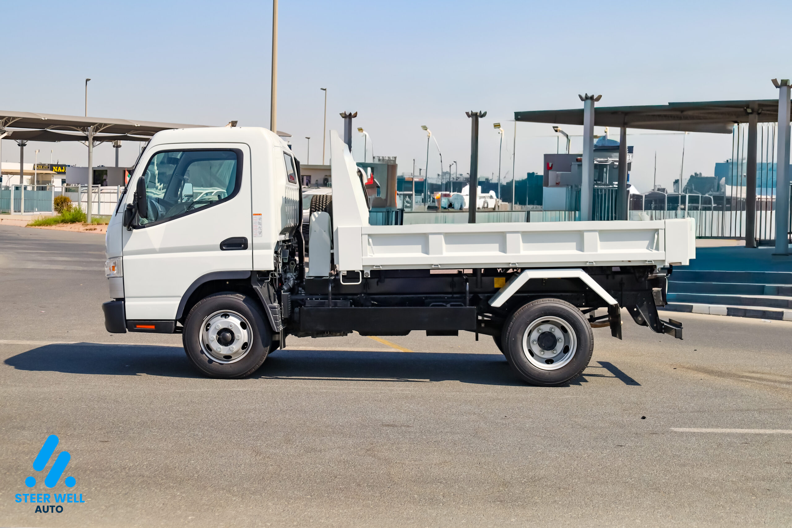 2026 Mitsubishi Canter STD TIPPER TRUCK GCC 3.0L DIESEL EURO 5